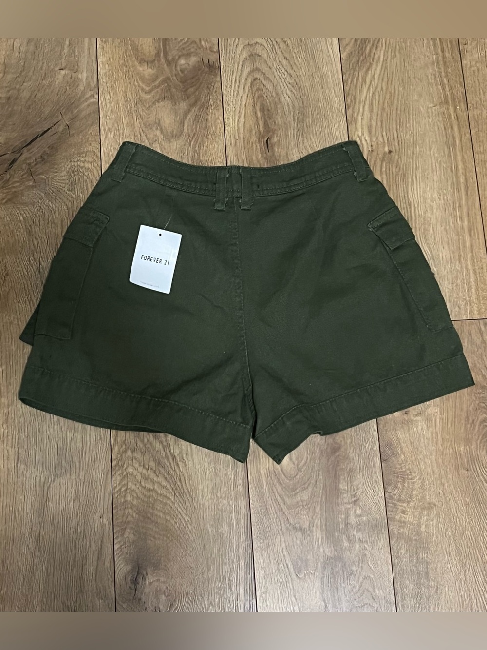 Shorts - Picture 3 of 3